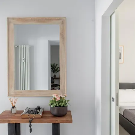 Daire Trastevere Modern 4br 4baths, Wifi, Ac, Custom Kitchen, Living Roma