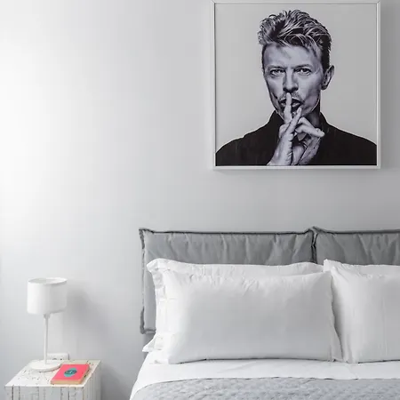 Daire Trastevere Modern 4br 4baths, Wifi, Ac, Custom Kitchen, Living