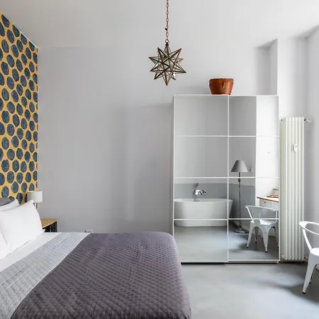 Trastevere Modern 4br 4baths, Wifi, Ac, Custom Kitchen, Living Roma